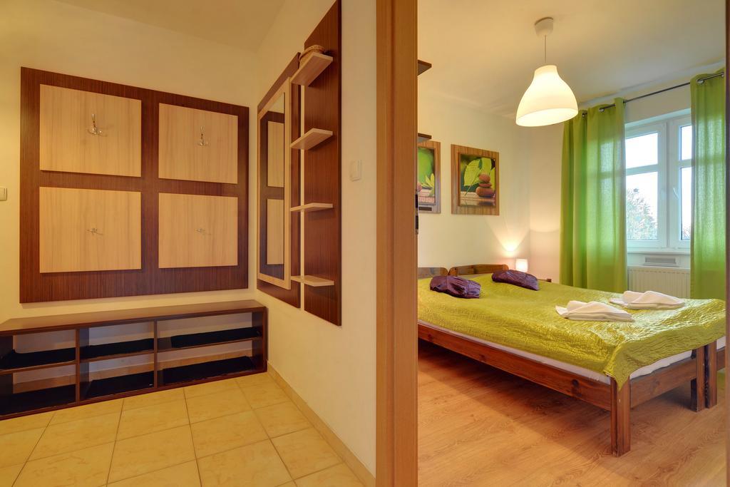 Apartamenty Sun Seasons 24 - Rezydencja Parkowa ชกลาร์สกา ปอเรมบา ห้อง รูปภาพ